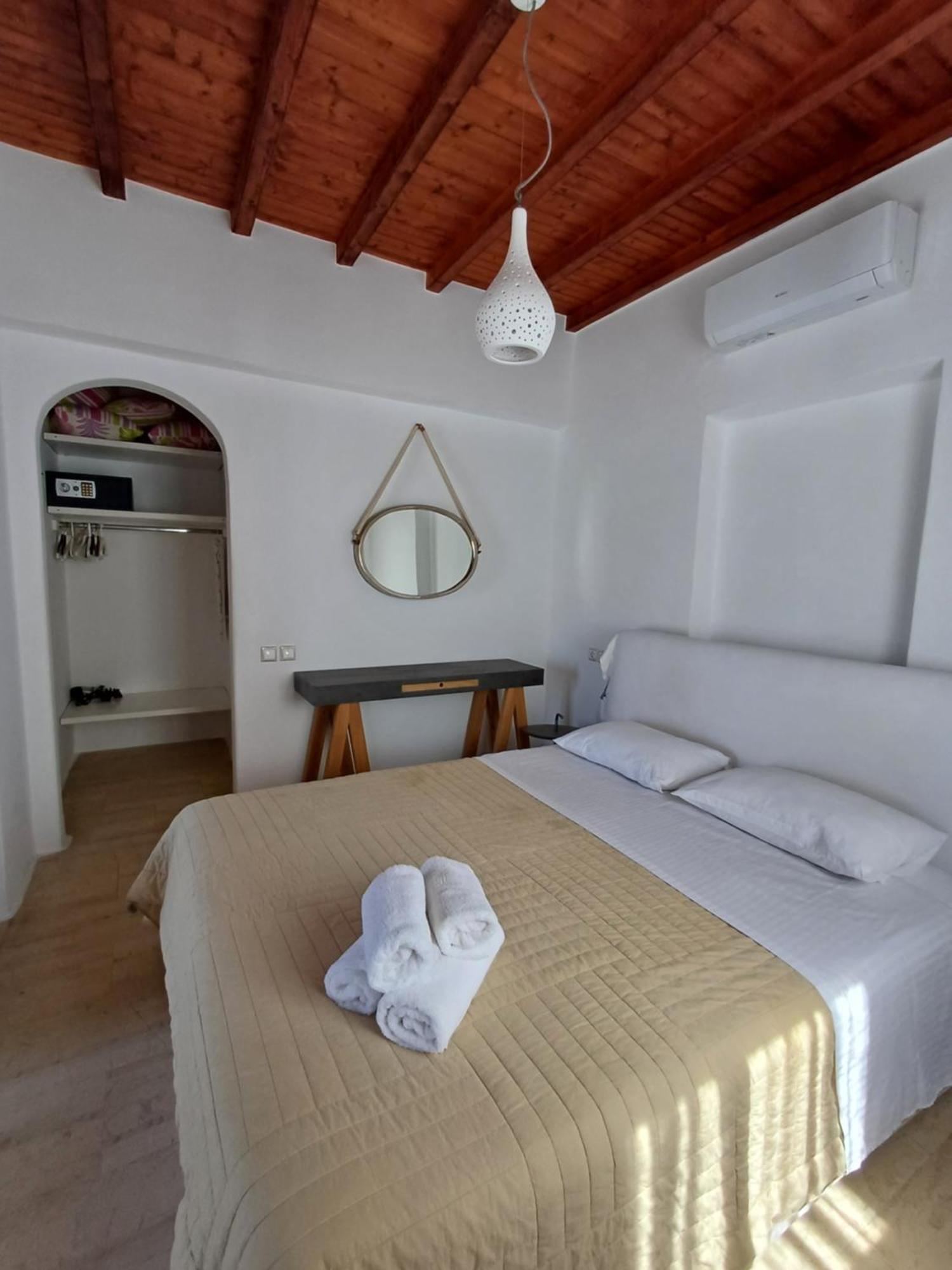Manos Rooms Mykonos Town Luaran gambar
