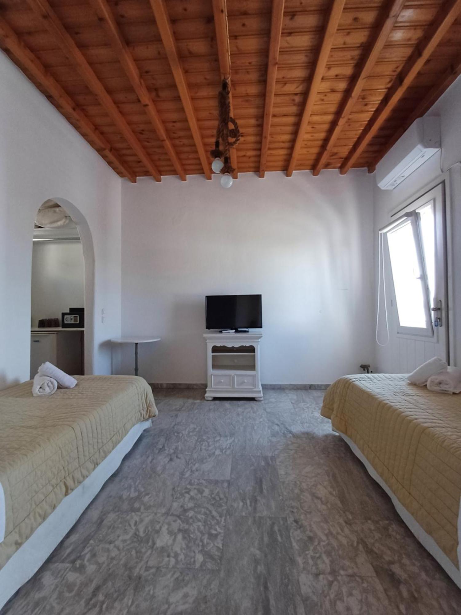 Manos Rooms Mykonos Town Luaran gambar