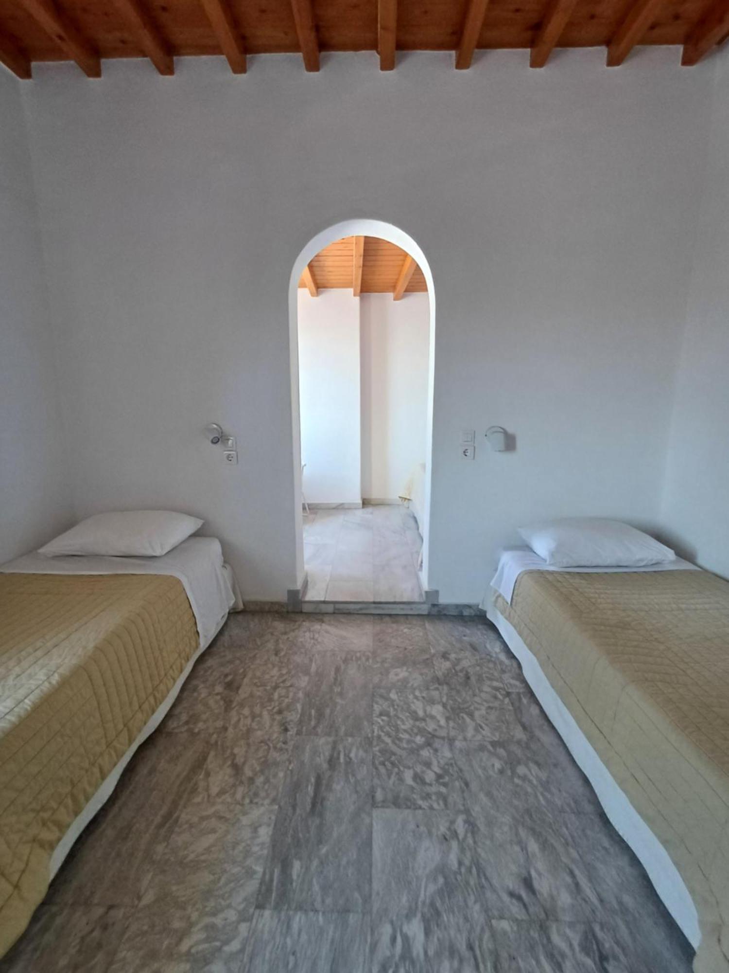 Manos Rooms Mykonos Town Luaran gambar