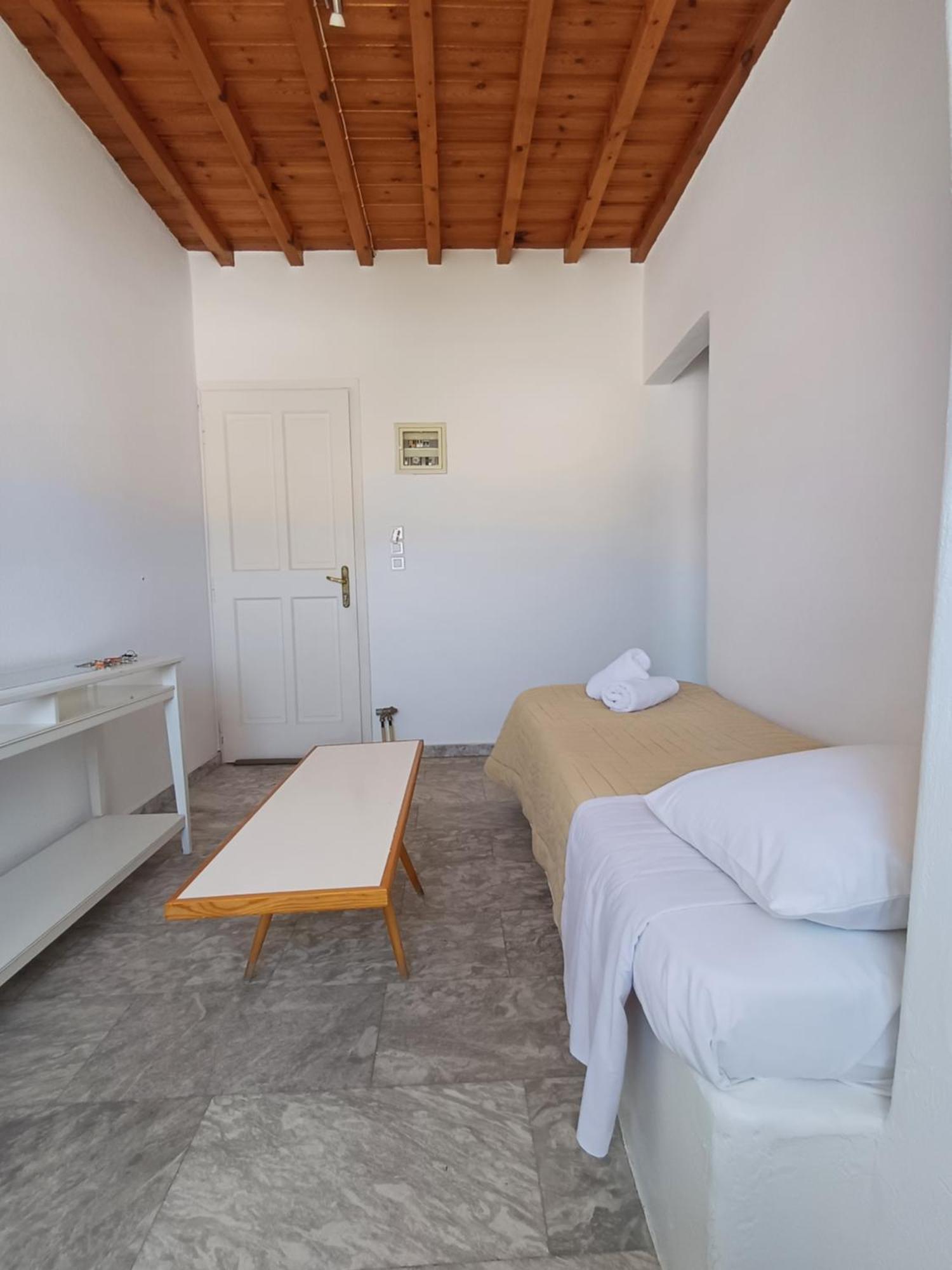 Manos Rooms Mykonos Town Luaran gambar