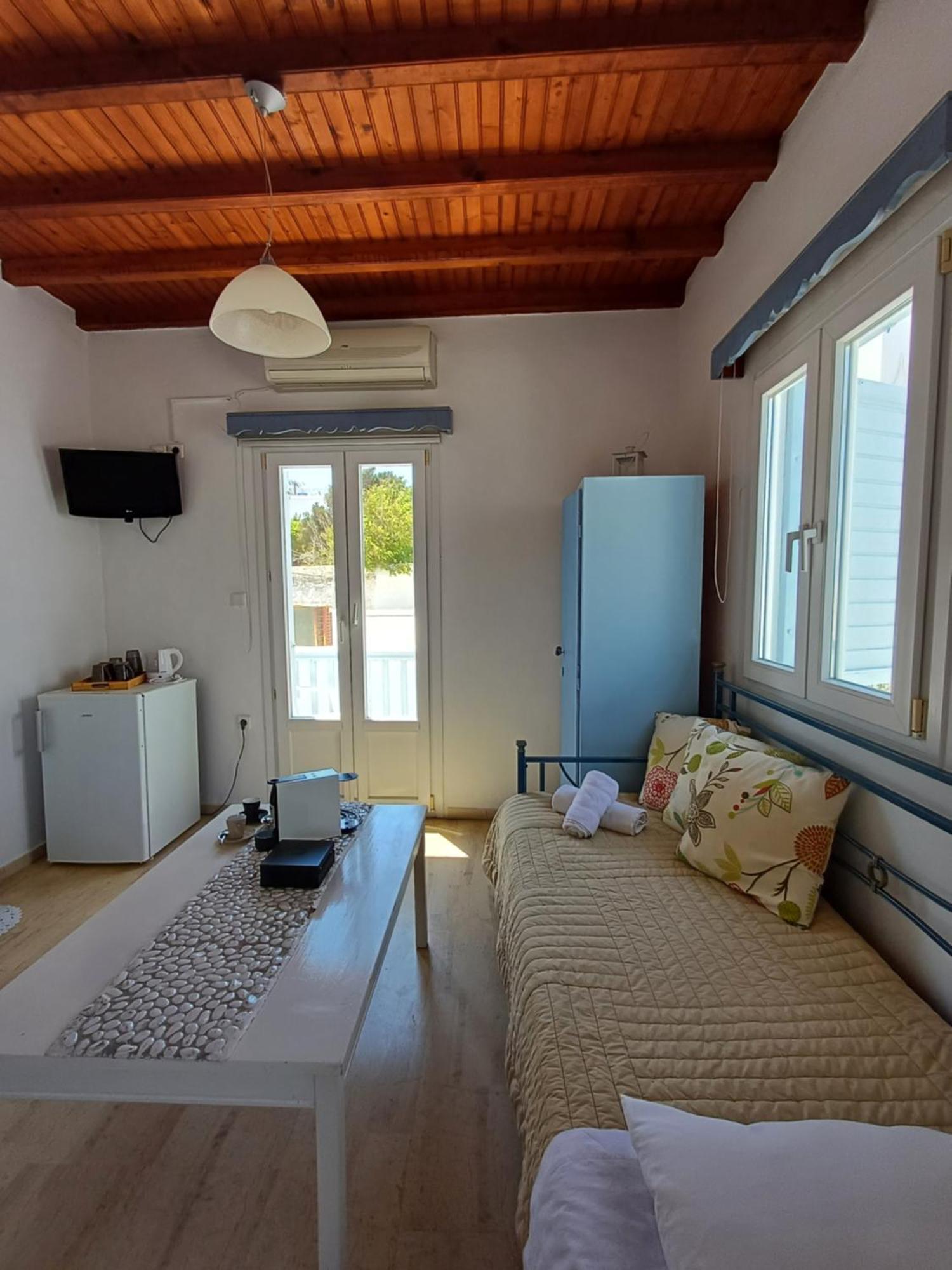 Manos Rooms Mykonos Town Luaran gambar