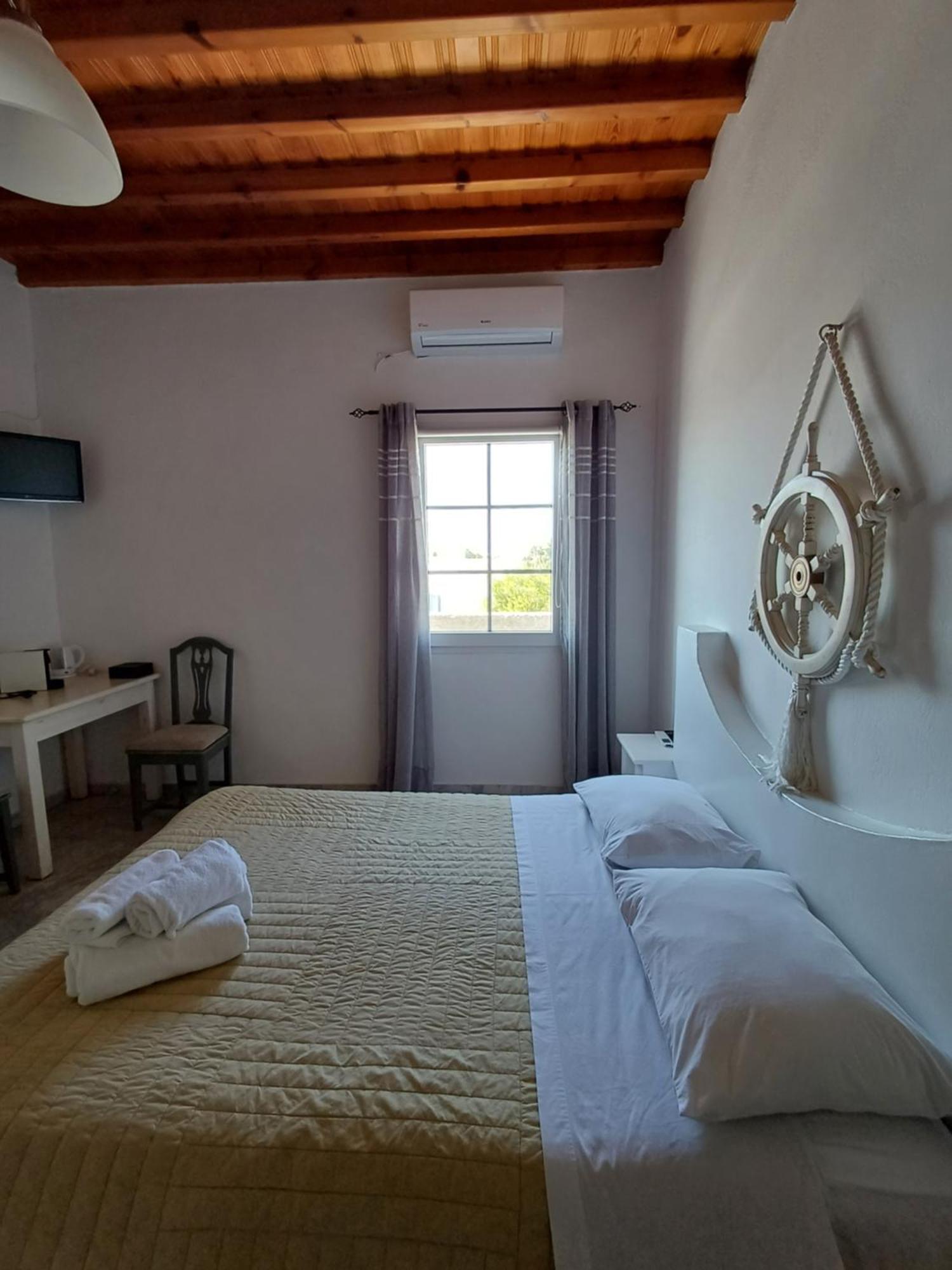 Manos Rooms Mykonos Town Luaran gambar